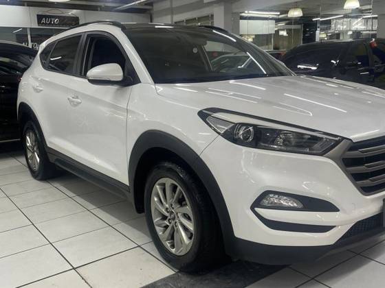 HYUNDAI TUCSON 1.6 16V T-GDI GASOLINA GLS ECOSHIFT HYUNDAI TUCSON 1.6 16V T-GDI GASOLINA GLS ECOSHIFT